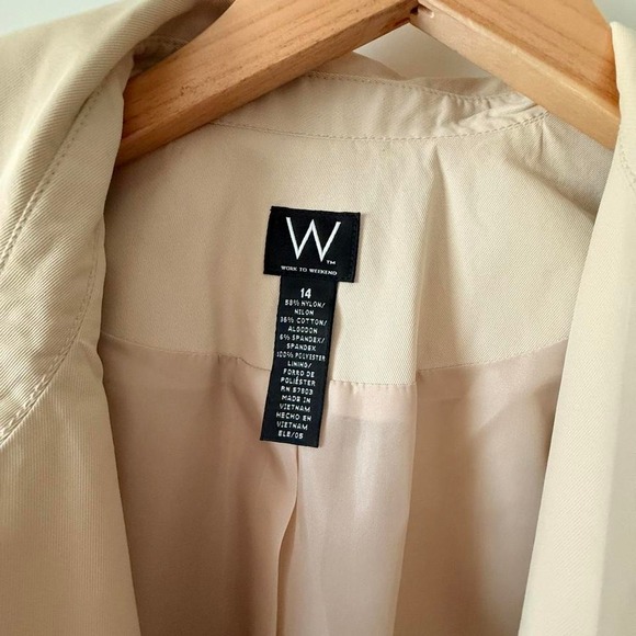 Work to Weekend Women's 14 Cream lightweight zip up jacket with collar - Picture 3 of 5